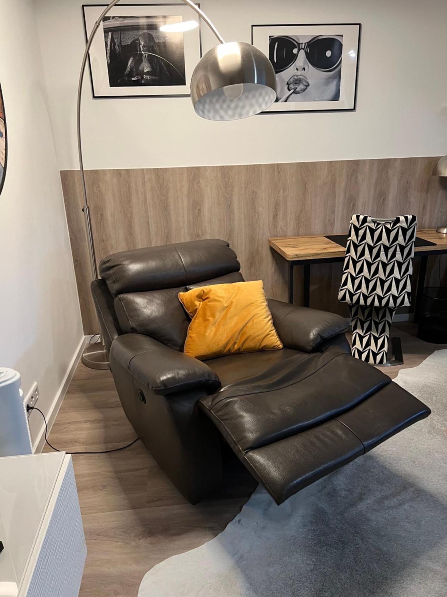 Grosse Gemuetliche Ferienwohnung Mit Klimaanlage, Parkplatz Inklusive Top ! Fürth Zewnętrze zdjęcie